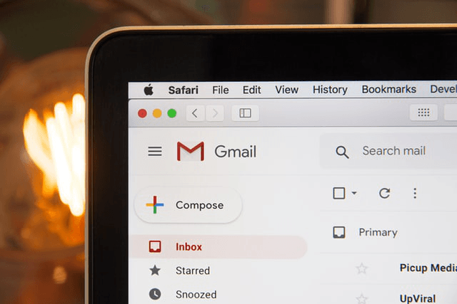De quoi avez-vous besoin pour accéder aux messages via Gmail