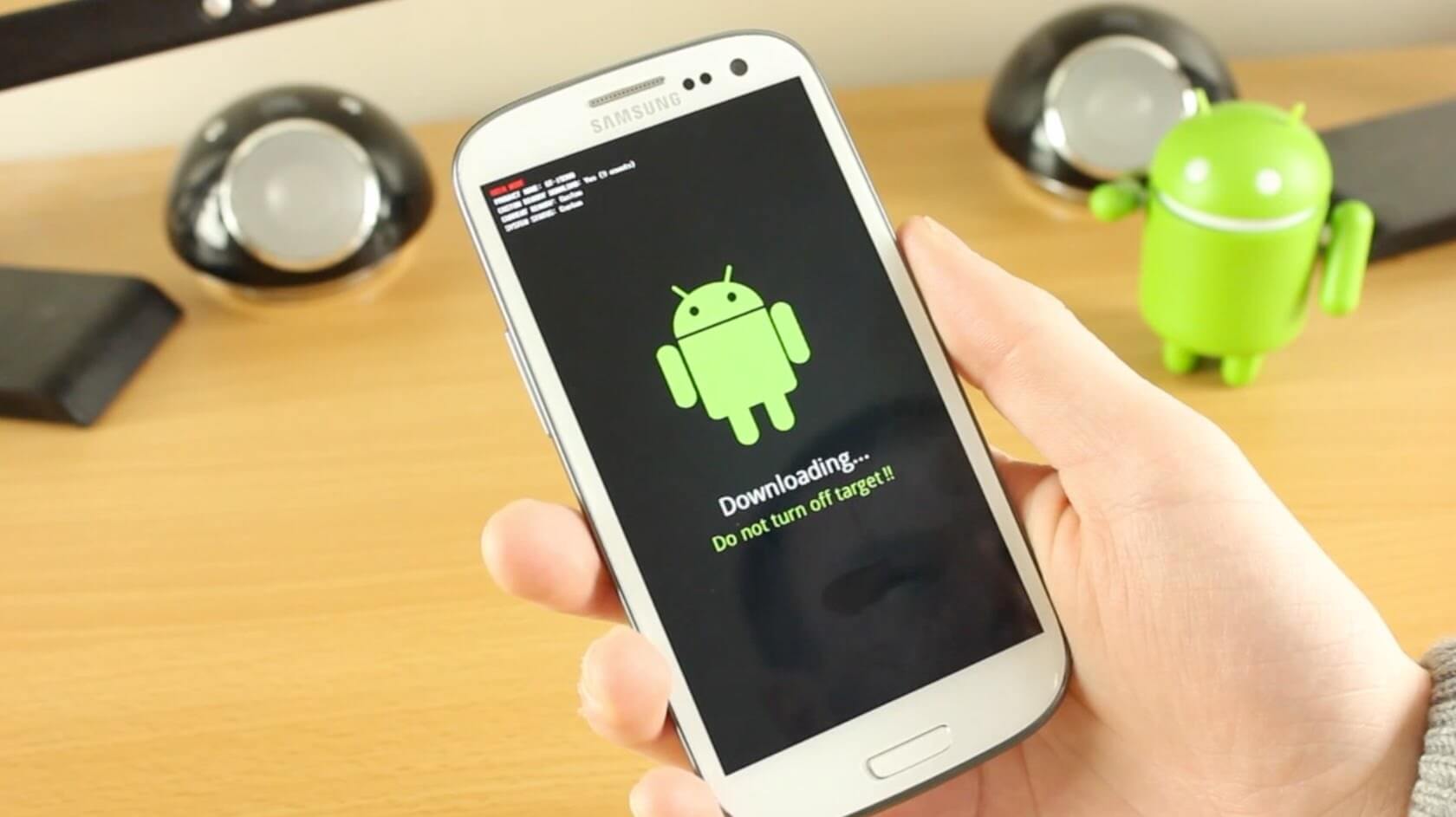 Le téléphone ou la tablette Android n'activera pas le micrologiciel