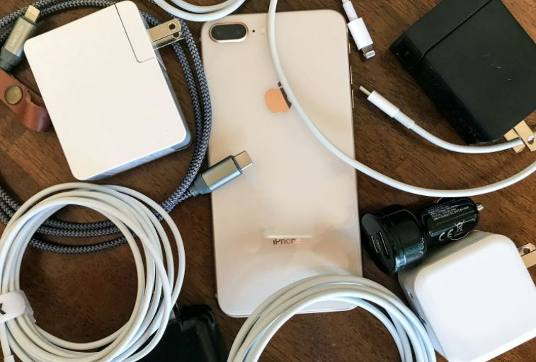 Vérification des composants matériels de l'iPhone pour réparer l'iPhone prenant une éternité pour charger et allumer